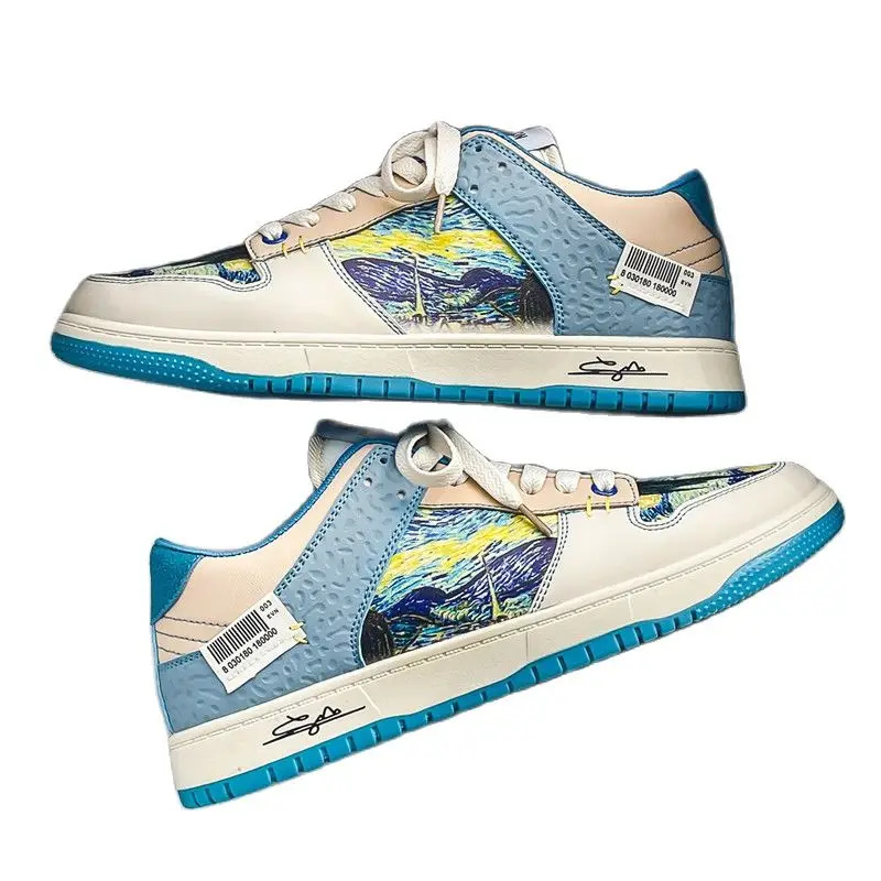 Paire de baskets Van Gogh vue de profil